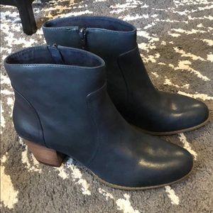 Sole society booties